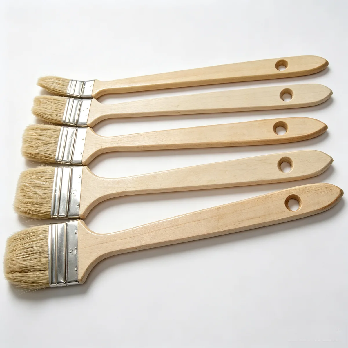 IMPA 510165-510169 angle radiator brushes for ship painting and cleaning